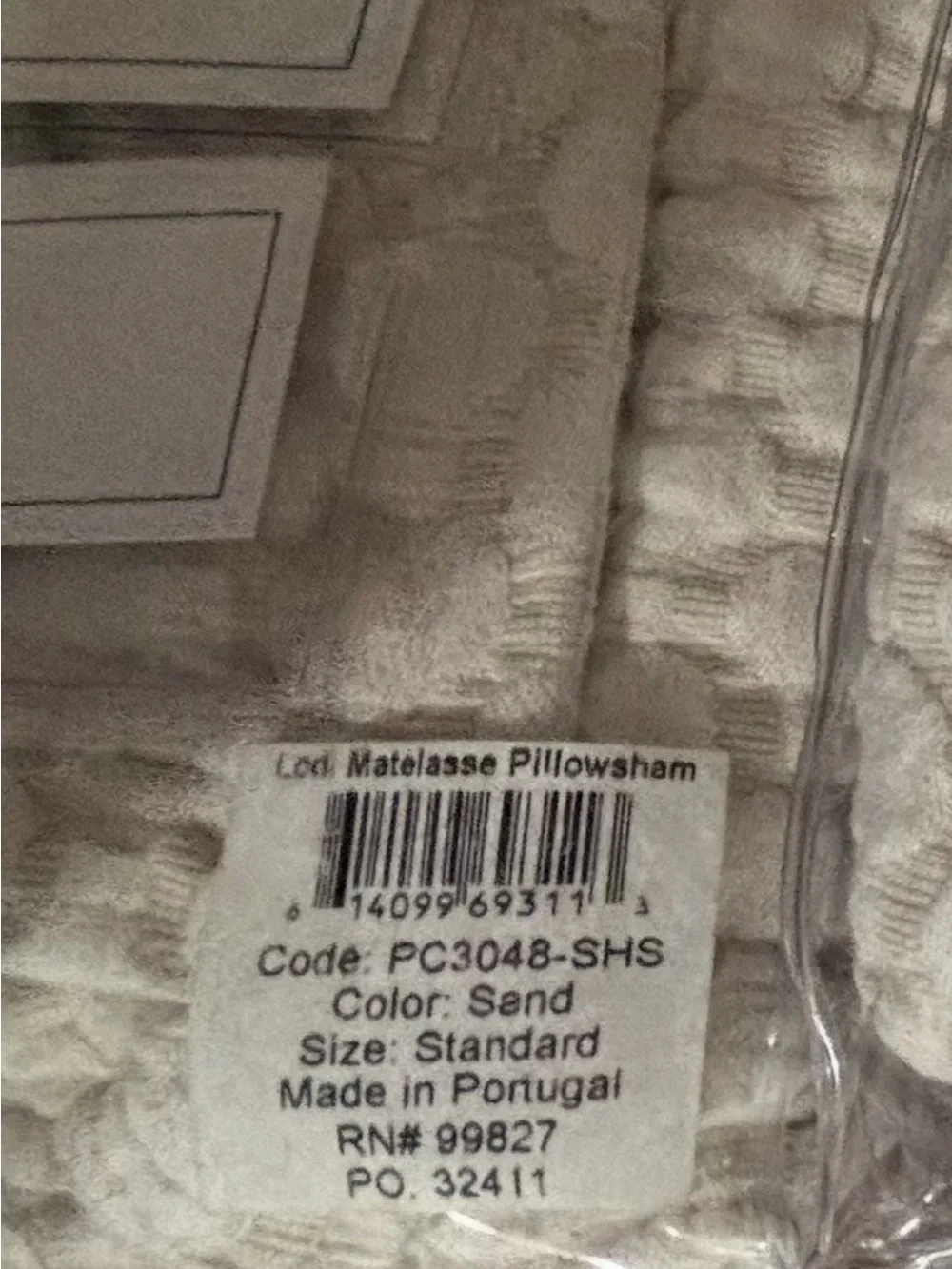 Annie Selke Lodi Luxe Matelasse Coverlet Queen & 2 Standard Shams Set - Sand .